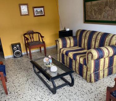 Santa Fe Maison | CASA FAMILIAR AMPLIA MUY FRESCA
