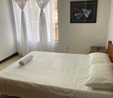 Santa Fe Maison | CASA FAMILIAR AMPLIA MUY FRESCA