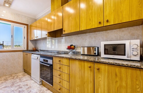 Portopetro Chalet De Ski | Casa Far bright and cozy vacation home with pool in Porto Petro