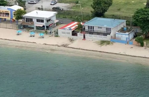 Guanajibo Maison | CASA FAUSTO BEACHFRONT VILLA