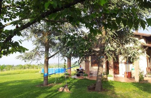 Montecalvo Versiggia Villa | Casa Fernanda