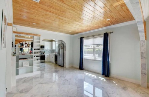 Sunshine Park Maison | Casa Flamingo