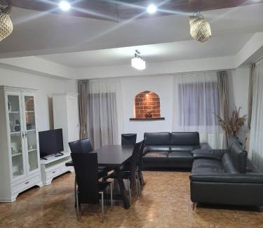 Cartisoara Maison | Casa Floare de Colt