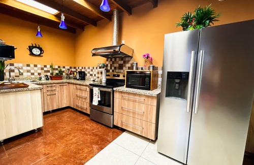 Heredia Maison | Casa Flores is a spacious 3 bd, 3 bath house in Heredia "The City of Flowers".