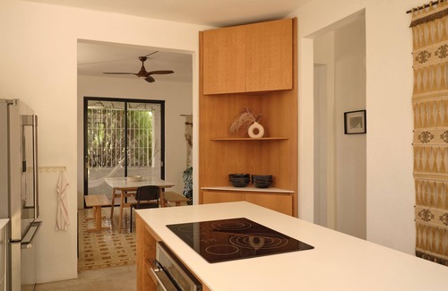 Sagrado Corazon Villa | CASA FRIDA by DW