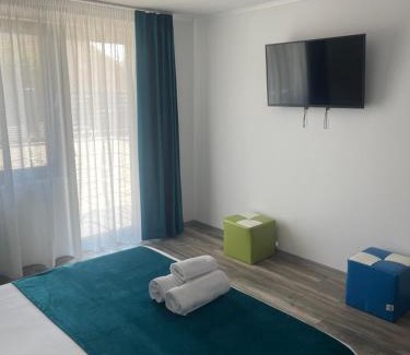 Costinesti Maison | Casa Fuchsia