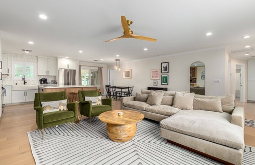 Peters View Maison | Casa Gia- Quiet Luxury Biltmore Area- Heated Pool