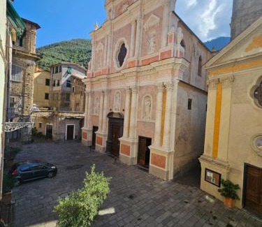 Badalucco Appartement | Casa Gianna, Bellissimo Monolocale nel centro storico de Badalucco, 10km dal mare