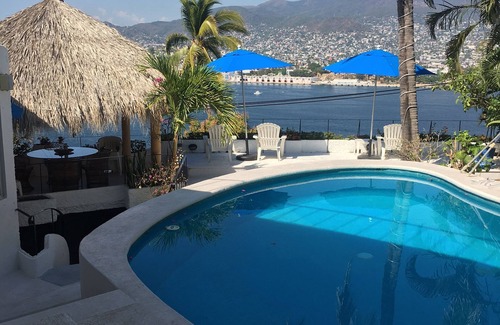 Caleta Maison | Casa Giovanna Acapulco Caleta - Maison d'hôtes de luxe avec des vues spectaculaires sur l'océan!