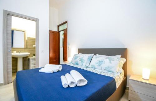 Gioiosa Marea Appartement | Casa Giulia Spiaggia 270 m - Appartamento in centro con Cortile