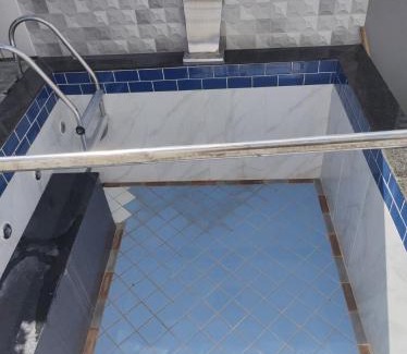 Fabricas Appartement | Casa grande com 3 suítes, piscina e área gourmet com churrasqueira