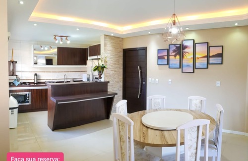 Praia do Rosa Maison | Casa Grande e Nova na Praia do Rosa Para até 16 Pessoas