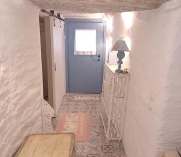 Ioulida Maison | Casa Grotta