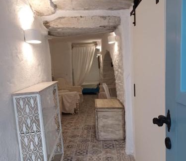 Ioulida Maison | Casa Grotta