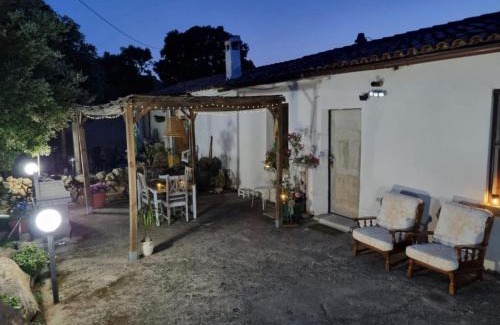 Monti Maison | Casa in campagna Su Frassu