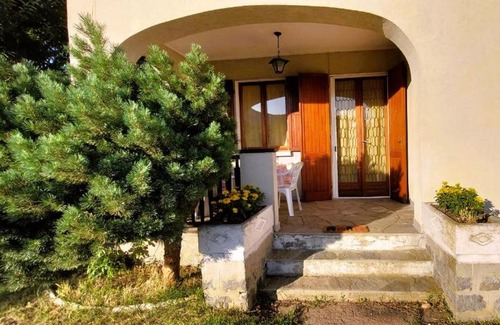 Andrate Appartement | Casa in montagna con giardino privato recintato