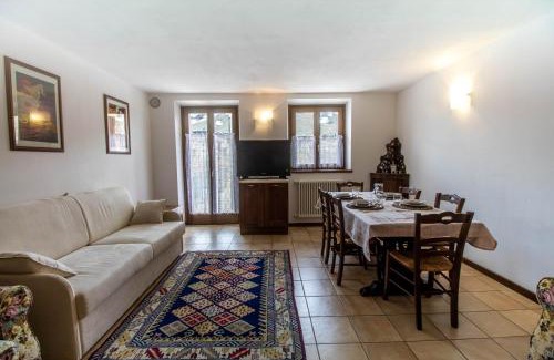 Campodolcino Appartement | Casa in un'esclusiva zona di Motta di Sotto