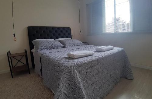 Maringa Appartement | Casa incrível com 2 quartos e estacionamento incluso