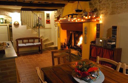 Collesanto Maison | Casa intera con giardino