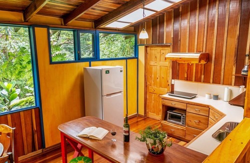 Monteverde Maison | Casa Ira Rosa, à 5 minutes de la réserve de la forêt nuageuse de Monteverde