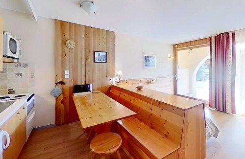 Arvieux Appartement | CASA-Joubarbe - Une Chambre Appartement, Couchages 4