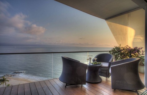 North Hotel Zone Copropriété | Casa Kimberly at Icon Puerto Vallarta-Oceanfront Luxury Retreat /Panoramic Views
