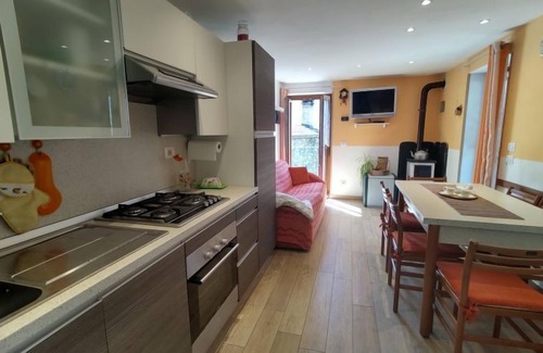 Cercino Maison | Maison Casa Kiwi (CXC100) à Cercino - 6 personnes, 1 chambres