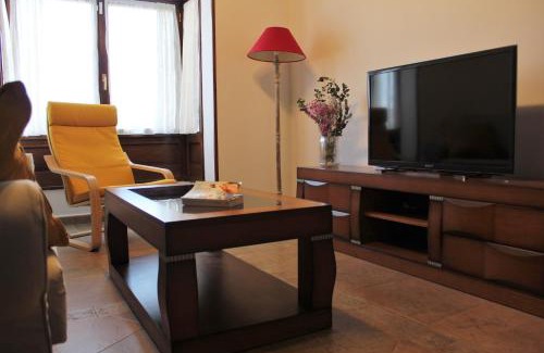 Noriega Maison | Casa La Carrera - Casas de Los Picos