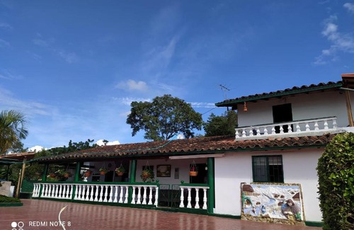 San Gil Maison | Casa La Esmeralda