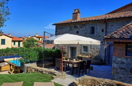 Camucia Villa | Casa La Fonte - Villa de Luxe avec piscine à Cortona, Toscane