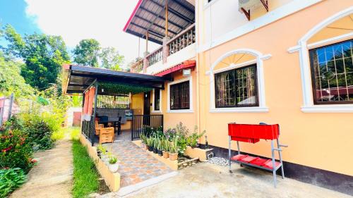 San Pedro Maison | Casa La Princesa 1 Family Room with cozy balcony & kitchen
