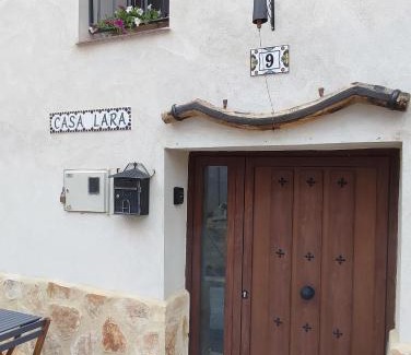 Valdecabras Maison | CASA LARA CIUDAD ENCANTADA
