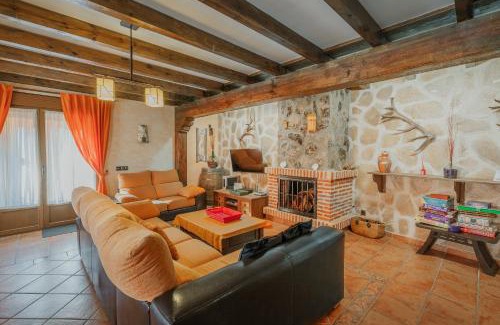 Munopedro Maison | Casa Las Tres Coteras