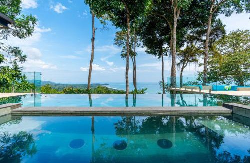 Ballena Villa | Casa LaVista - by Pura Villas
