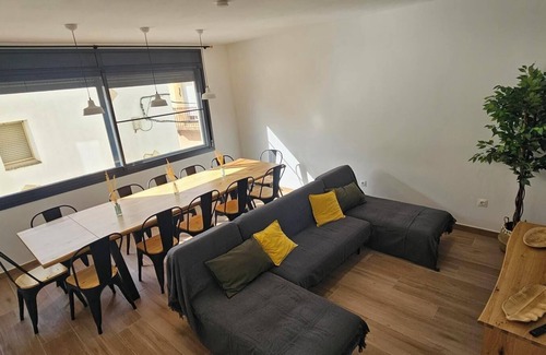 Camarles Maison | Casa Les Carolines - Six Bedroom House, Sleeps 13