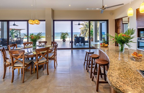 Barra de Colotepec Villa | Casa Lia Ocean View Oasis