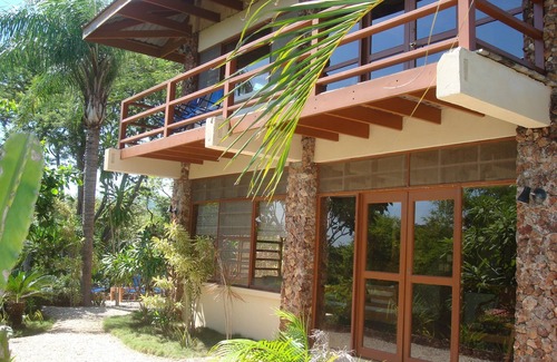 Playa Grande Maison | CASA LINDA VISTA / MARCHE VERS LA PLAGE ET LE SURF / PAISIBLE ET PRIVÉ / COUCHAGES 2 à 15