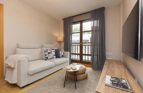 El Pueyo de Jaca Appartement | Casa Lluna by BeValle