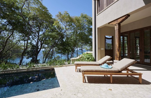 Las Catalinas Maison | Casa Los Monos, and Oceanfront Villa With Pool & Beach Club Access