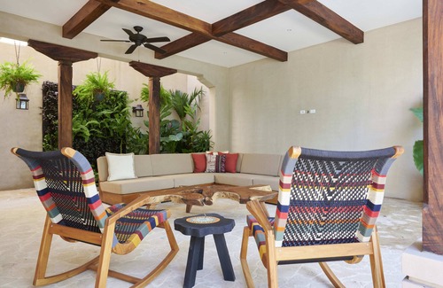 Las Catalinas Maison | Casa Los Monos, and Oceanfront Villa With Pool & Beach Club Access