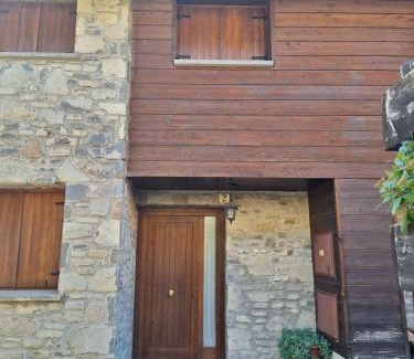 Sallent de Gallego Chalet De Ski | Casa Lucia