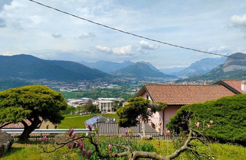 Monte Marenzo Maison | Casa Luigi is Como Lake Wonderful View