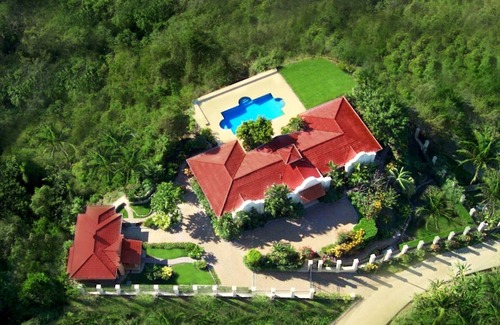 Samara Villa | Spacieuse propriété écologique de luxe de 6 chambres et 7 salles de bain avec une vue magnifique sur l'océan.