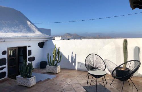 Teguise Maison | Casa Lupe. Art-inspired courtyard house in Teguise