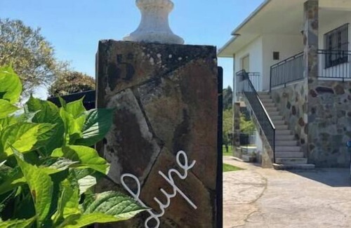 Souto Cottage | Casa Lupe – Country House with Garden & BBQ