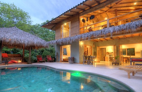 Playa Hermosa Cobano Villa | Casa Macondo Villa tropicale de luxe tropicale sur la plage avec Casita