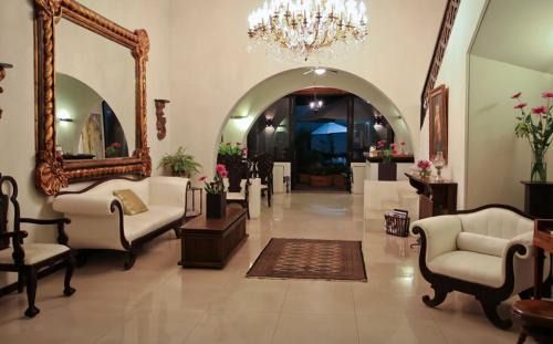 Lafayette Hôtel | Casa Madonna La Providence