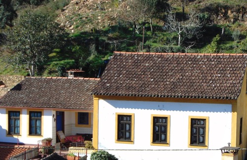 Agueda Maison | Casa Magnolia- Magnolia Cottage dans le village de Carvoeiro