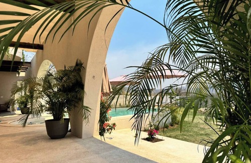 Malinalco Maison | Casa Mango: Field, Pool and Mountains with Family