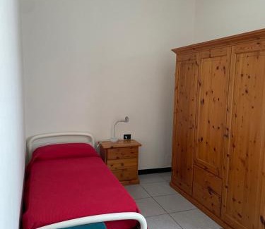 Ispra Appartement | Casa Maria-Appartamento in Villa